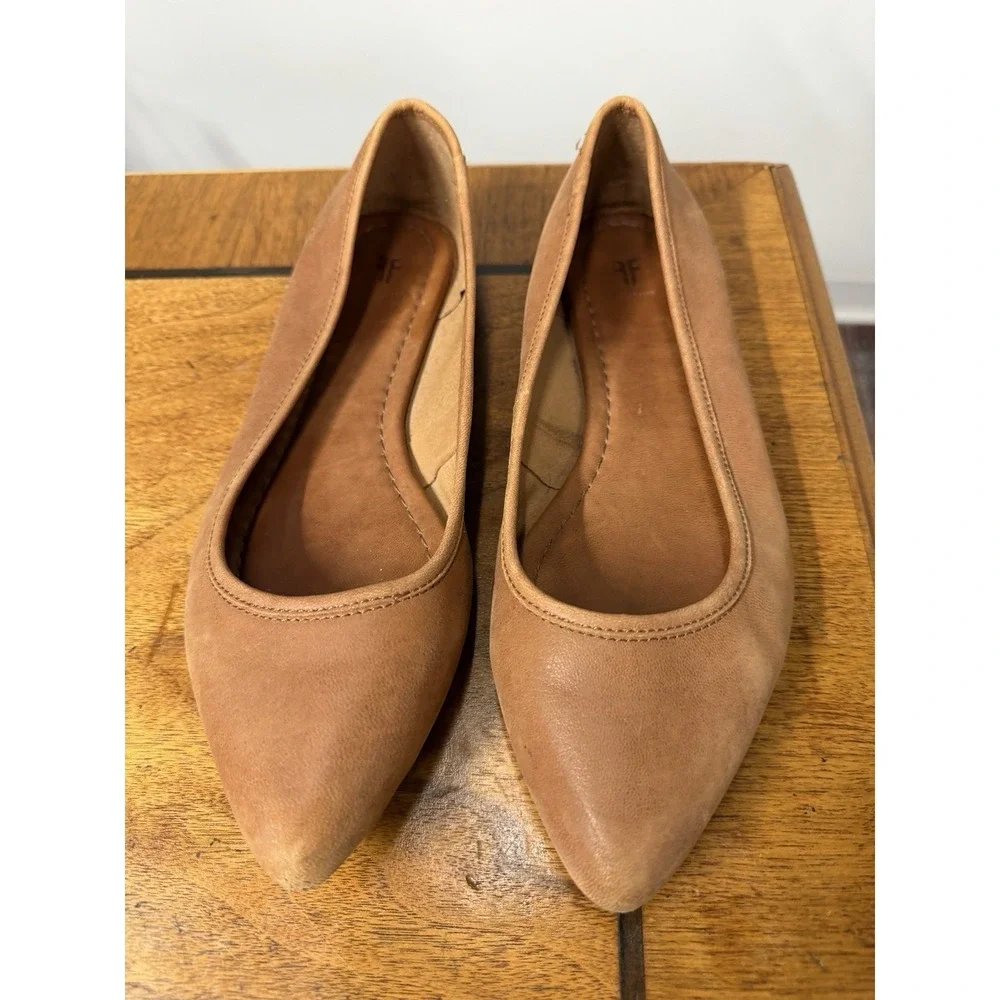FRYE Women's 8 Regina Tan Beige Brandy Leather Nubuck Ballet Flats Pointed Toe